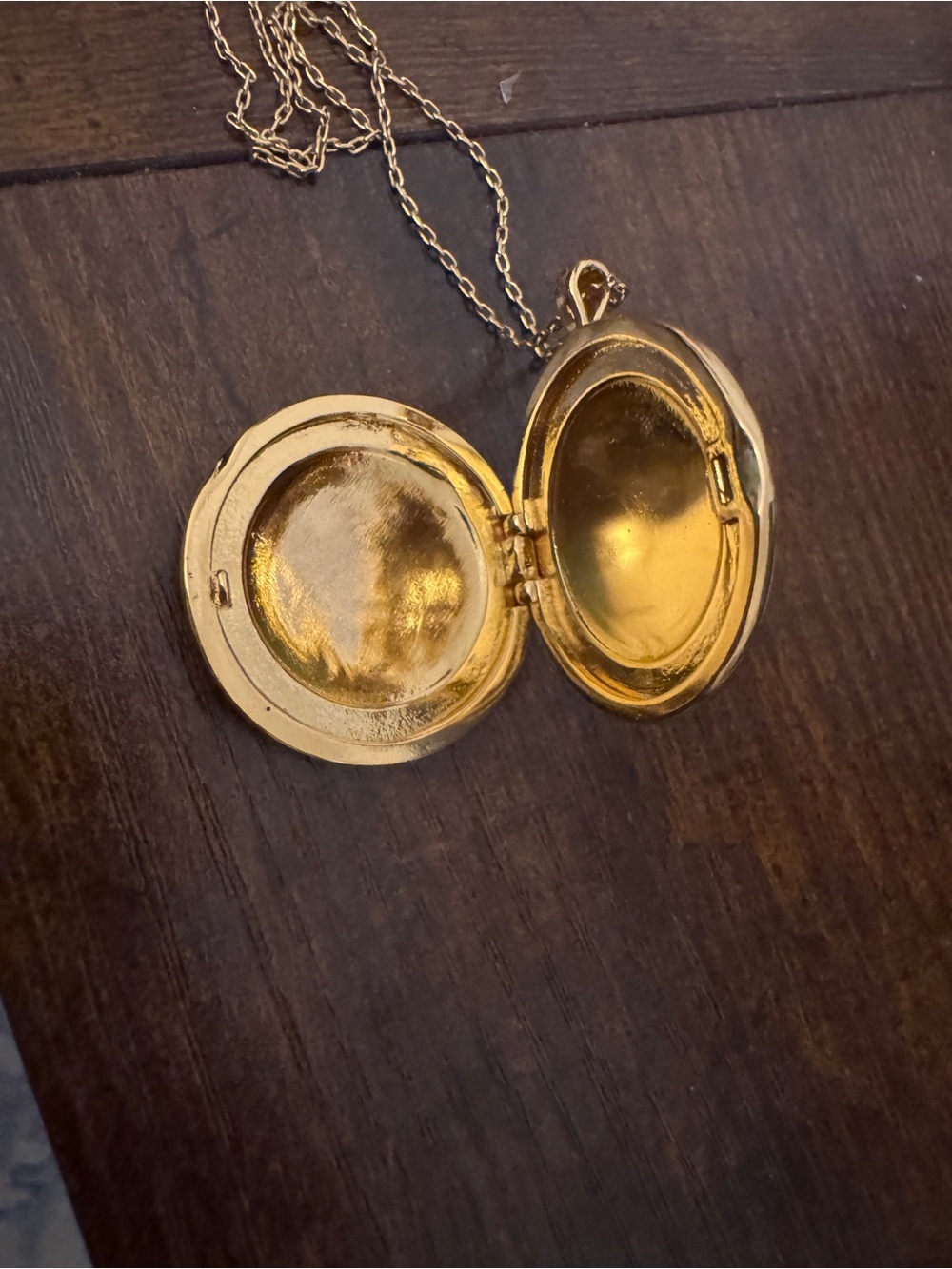 Madewell Engraved Locket Pendant Necklace - Picture 4 of 4